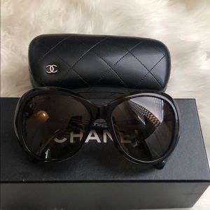 Chanel sunglasses with pearl - Gem